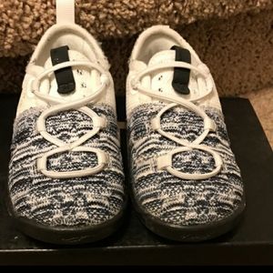 ✋️SOLD🛑NIKE KD9 (B/W) size 5c🤱